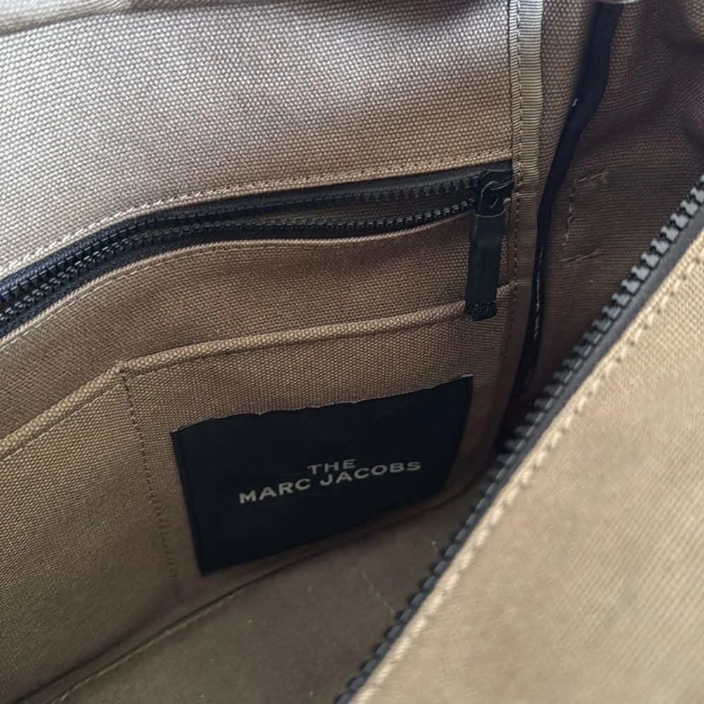 Marc Jacobs - The Tote Bag - Picture 5 of 10